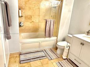 1800 N Bayshore Dr 1906, Miami FL 33132