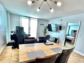1800 N Bayshore Dr 1906, Miami FL 33132
