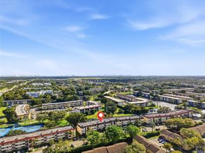250 S Hollybrook Ter 306, Pembroke Pines FL 33025