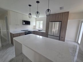 2615 NW 62nd Ave, Margate FL 33063