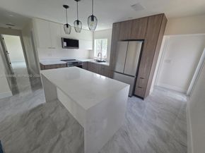 2615 NW 62nd Ave, Margate FL 33063