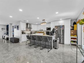 19530 NW 55th Circle Place, Miami Gardens FL 33055