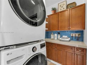 19530 NW 55th Circle Place, Miami Gardens FL 33055