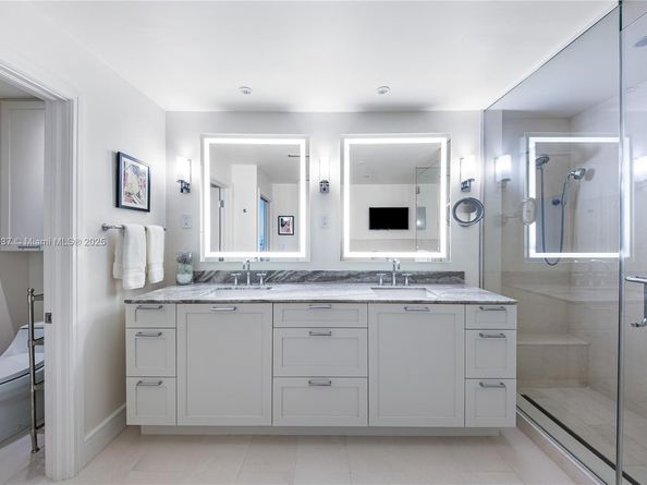 2645 Bayshore Dr 1802, Miami FL 33133