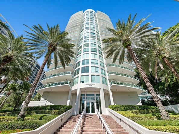 2645 Bayshore Dr 1802, Miami FL 33133