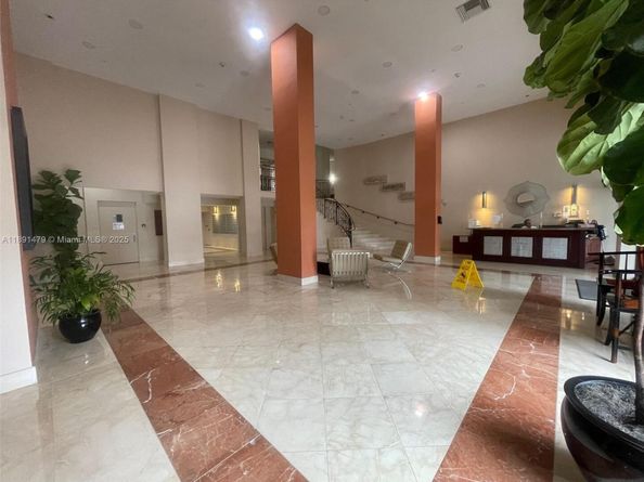 5825 Collins Ave 7B, Miami Beach FL 33140