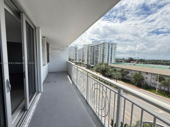 5825 Collins Ave 7B, Miami Beach FL 33140