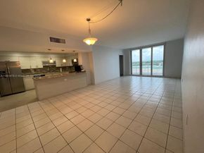 5825 Collins Ave 7B, Miami Beach FL 33140