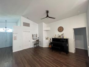 17901 NW 19th St, Pembroke Pines FL 33029