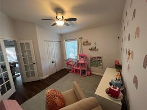 17901 NW 19th St, Pembroke Pines FL 33029