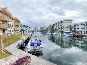 3522 NE 171st St 308, North Miami Beach FL 33160
