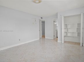 3522 NE 171st St 308, North Miami Beach FL 33160