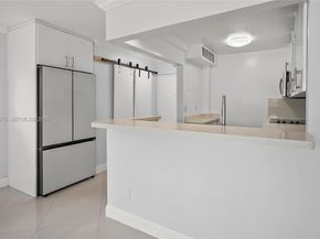 3522 NE 171st St 308, North Miami Beach FL 33160