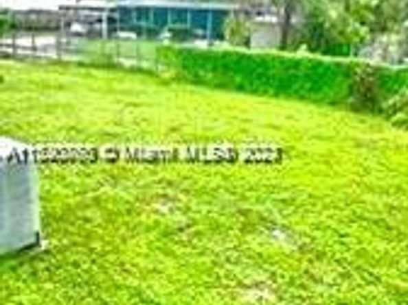 4109 Hayes St, Hollywood FL 33021