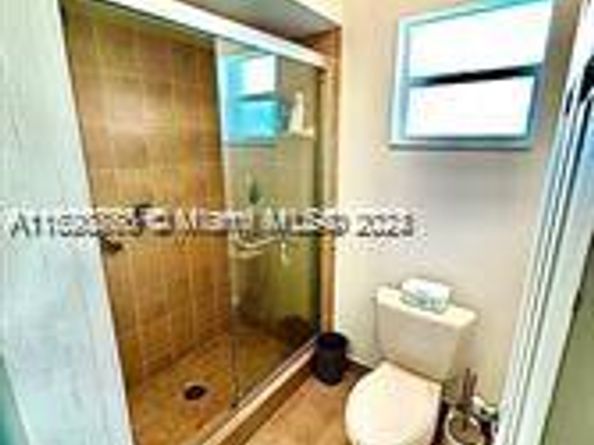 4109 Hayes St, Hollywood FL 33021