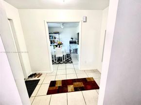 4109 Hayes St, Hollywood FL 33021
