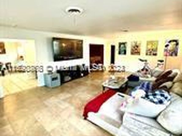 4109 Hayes St, Hollywood FL 33021