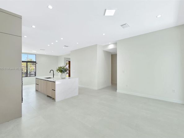 4109 SW 9th Ter, Miami FL 33134