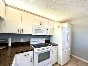 10360 NW 30th Ct 303, Sunrise FL 33322