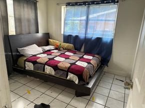 2200 NW 110th St, Miami FL 33167
