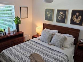 10110 SW 20th St, Miami FL 33165