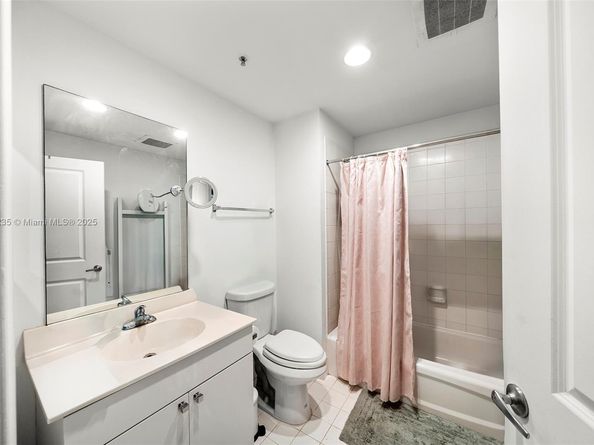 10 Aragon Ave 1417, Coral Gables FL 33134
