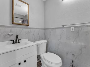 2831 Monroe St, Hollywood FL 33020
