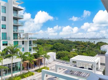 3900 Biscayne Blvd