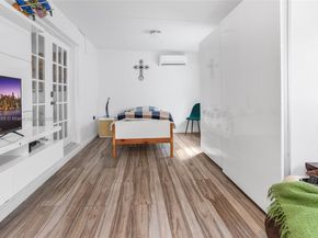 12424 SW 10th Ter, Miami FL 33184