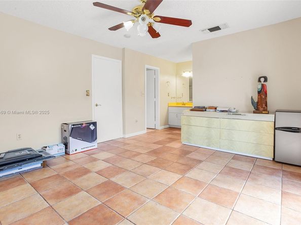 12424 SW 10th Ter, Miami FL 33184