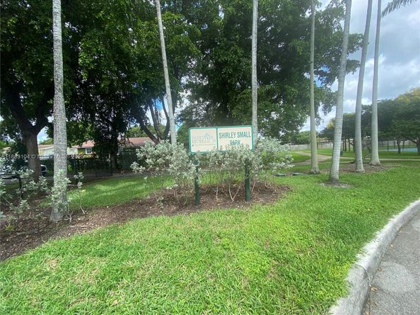 3416 SW 12th Ct, Fort Lauderdale FL 33312