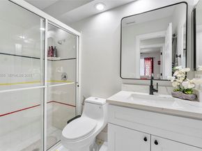 550 NW 110th Ave, Plantation FL 33324