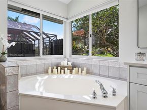 550 NW 110th Ave, Plantation FL 33324