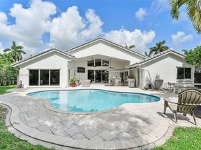 550 NW 110th Ave, Plantation FL 33324