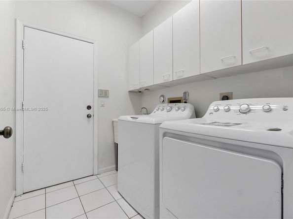 2449 NW 64th St, Boca Raton FL 33496