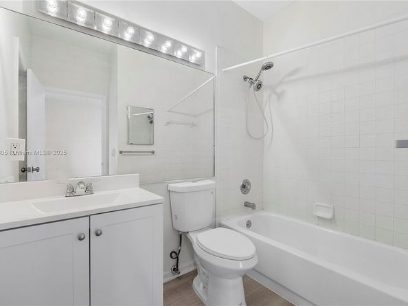 2449 NW 64th St, Boca Raton FL 33496