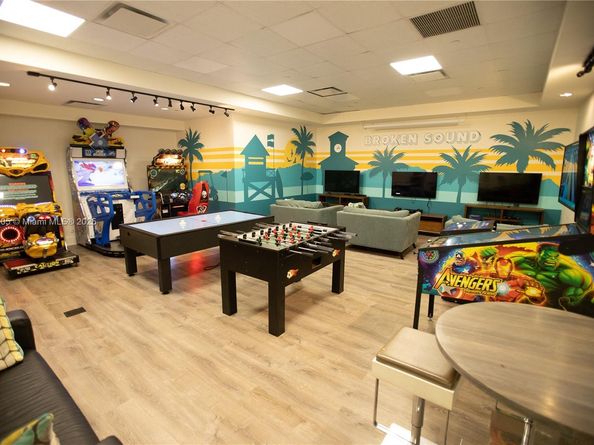 2449 NW 64th St, Boca Raton FL 33496