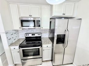 2530 SW 3rd Ave 206, Miami FL 33129