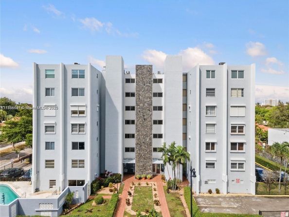 2530 SW 3rd Ave 206, Miami FL 33129