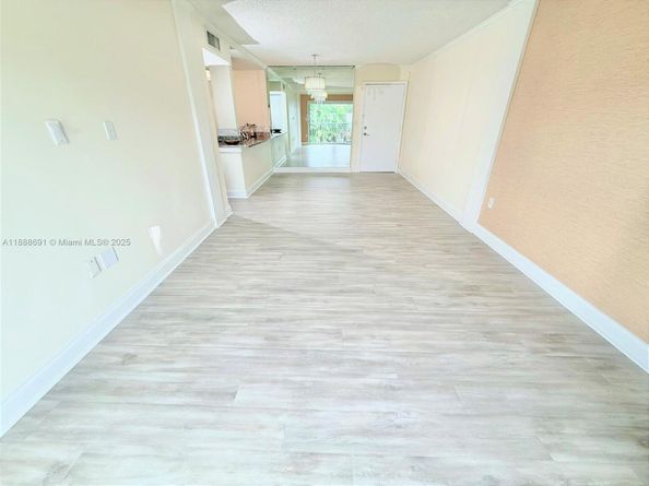 2530 SW 3rd Ave 206, Miami FL 33129