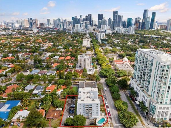 2530 SW 3rd Ave 206, Miami FL 33129