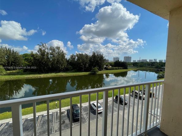 16465 NE 22nd Ave 505, North Miami Beach FL 33160
