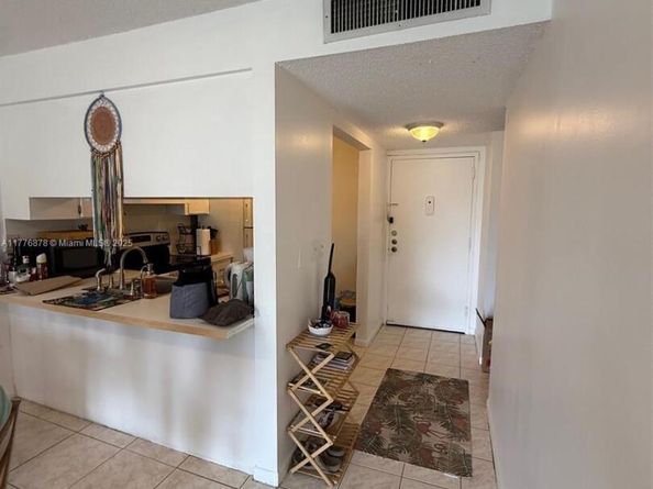 16465 NE 22nd Ave 505, North Miami Beach FL 33160