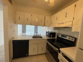 16465 NE 22nd Ave 505, North Miami Beach FL 33160