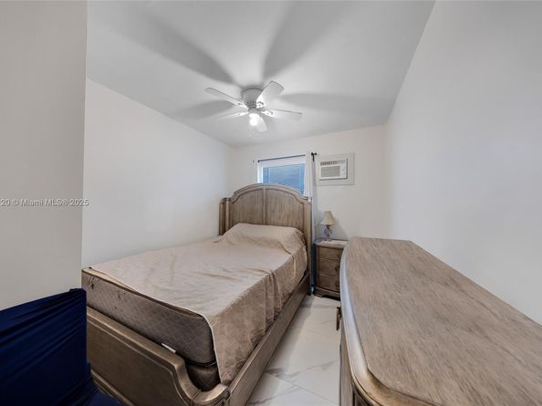 1807 N 17th Ave, Hollywood FL 33020