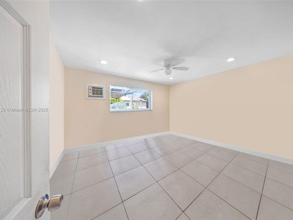 1807 N 17th Ave, Hollywood FL 33020