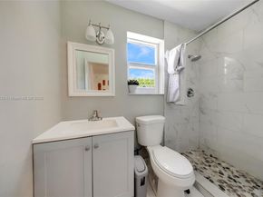 1807 N 17th Ave, Hollywood FL 33020