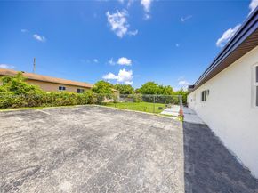 1807 N 17th Ave, Hollywood FL 33020