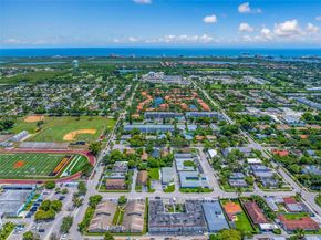 1807 N 17th Ave, Hollywood FL 33020