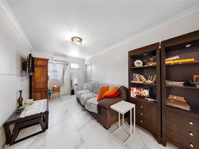 1807 N 17th Ave, Hollywood FL 33020